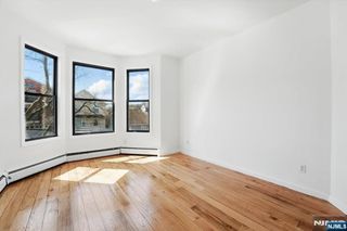 138 Leonard Street 2R, Jersey City, NJ 07307