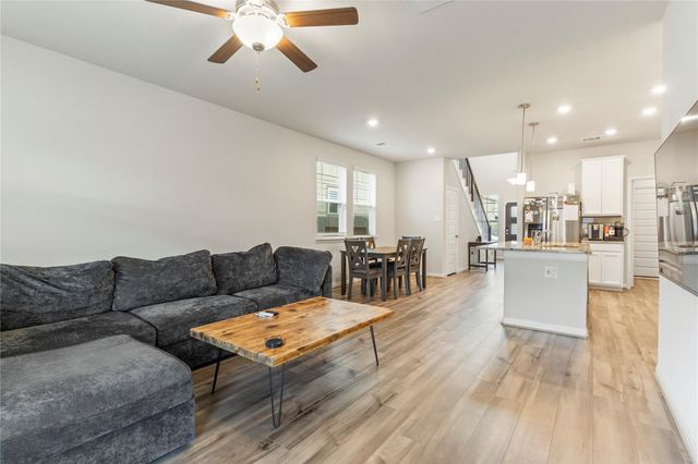 2019 Myrtle Oak Court, Conroe, TX 77304