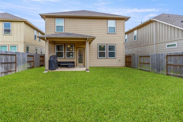 2019 Myrtle Oak Court, Conroe, TX 77304