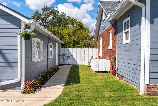 4702 RAMONA Boulevard, Jacksonville, FL 32205