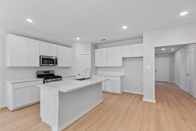 12751 Dina Springs Lane, Magnolia, TX 77354