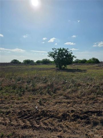 M 1st W, Edcouch, TX 78538