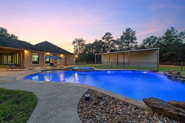 17397 Northcrest Circle, New Caney, TX 77357