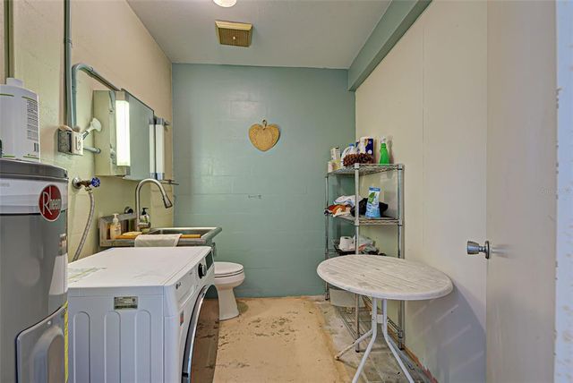 110 S OXFORD DRIVE, Englewood, FL 34223