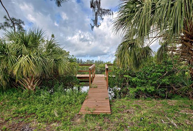 110 S OXFORD DRIVE, Englewood, FL 34223