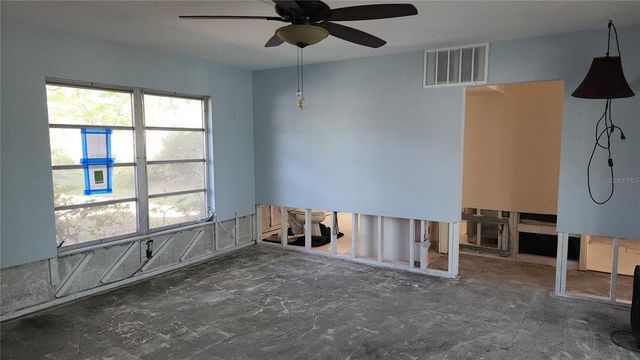 110 S OXFORD DRIVE, Englewood, FL 34223