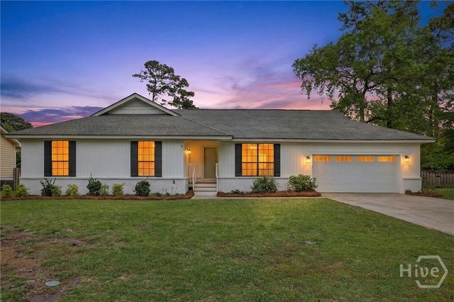 6 Castaway Place, Savannah, GA 31410