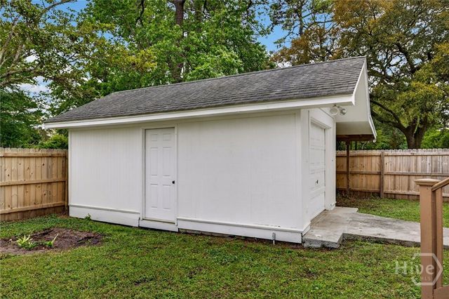 6 Castaway Place, Savannah, GA 31410