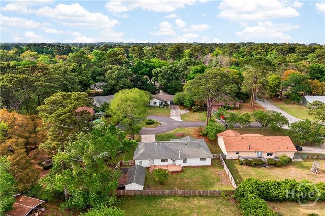 6 Castaway Place, Savannah, GA 31410