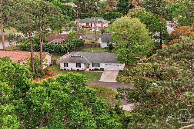 6 Castaway Place, Savannah, GA 31410