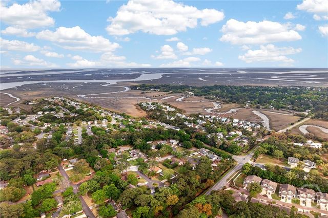 6 Castaway Place, Savannah, GA 31410