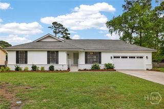 6 Castaway Place, Savannah, GA 31410