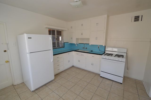 2425 N Los Altos Avenue, Tucson, AZ 85705