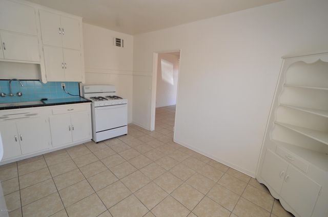 2425 N Los Altos Avenue, Tucson, AZ 85705