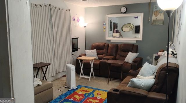 38 Harpers Lake Drive, Hiram, GA 30141