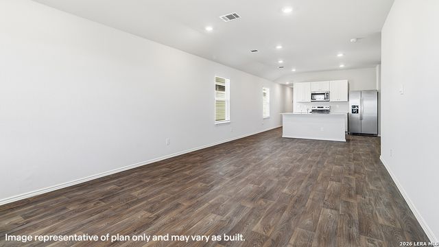 1522 Esmeralda Grv, San Antonio, TX 78253