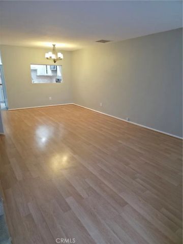 4558 Willis 114, Los Angeles, CA 91403