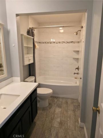 4558 Willis 114, Los Angeles, CA 91403