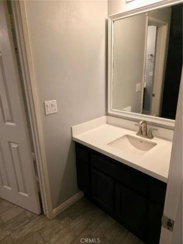 4558 Willis 114, Los Angeles, CA 91403