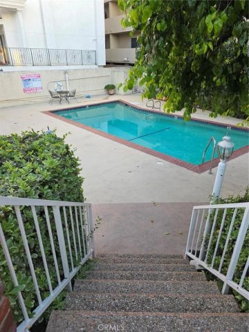 4558 Willis 114, Los Angeles, CA 91403