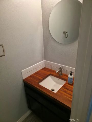 4558 Willis 114, Los Angeles, CA 91403