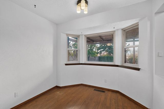 12208 Lexington Avenue NE, Albuquerque, NM 87112