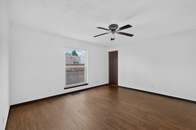 12208 Lexington Avenue NE, Albuquerque, NM 87112