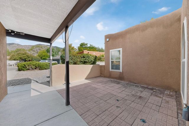 12208 Lexington Avenue NE, Albuquerque, NM 87112