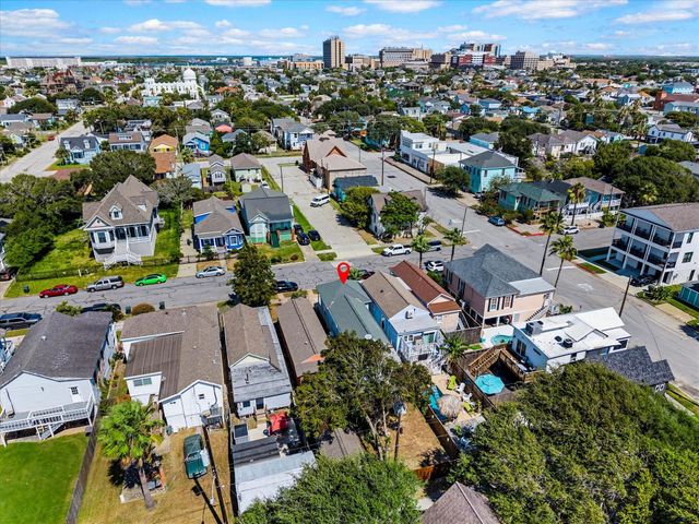 1309 Avenue M, Galveston, TX 77550