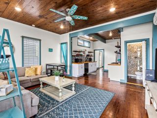 1309 Avenue M, Galveston, TX 77550