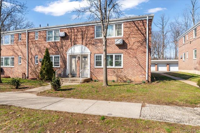 224-07 Kingsbury Avenue B, Bayside, NY 11364