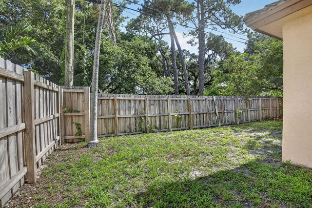 1445 SW 11th Place, Fort Lauderdale, FL 33315