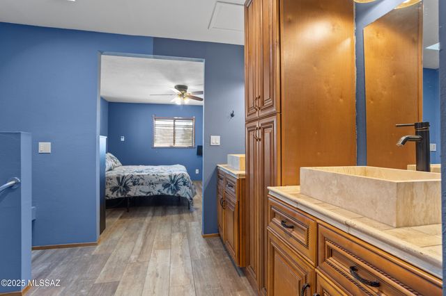 13201 S Falling Star Lane, Pearce, AZ 85625