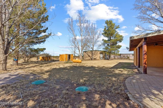 13201 S Falling Star Lane, Pearce, AZ 85625