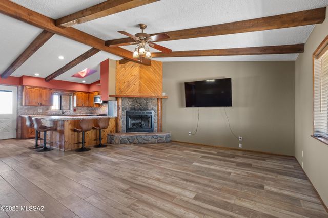 13201 S Falling Star Lane, Pearce, AZ 85625