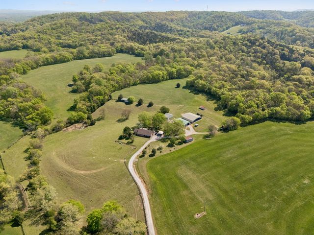 6670 Cross Keys, College Grove, TN 37046