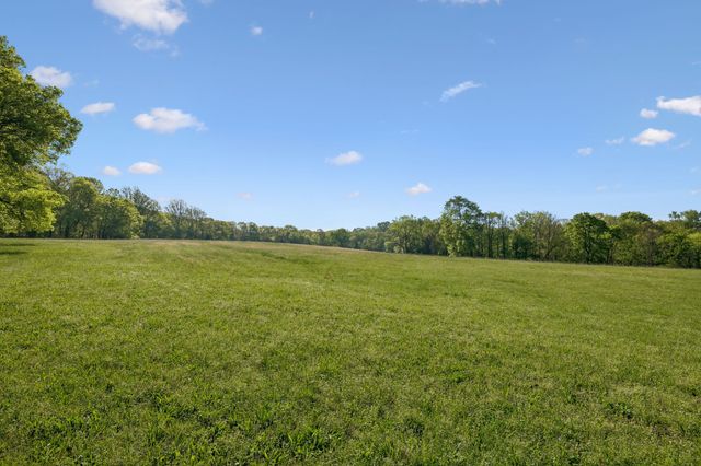 6670 Cross Keys, College Grove, TN 37046