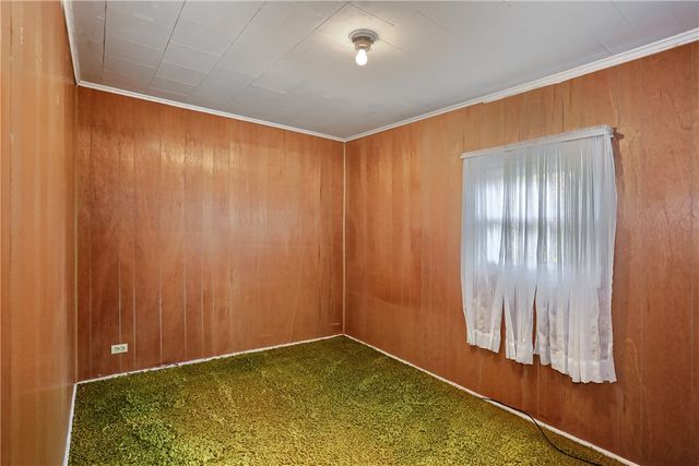 1015 Loraine Ave, New Castle, PA 16101