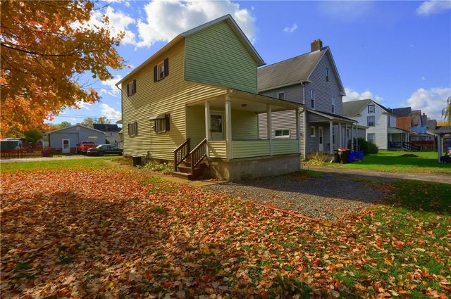 1015 Loraine Ave, New Castle, PA 16101