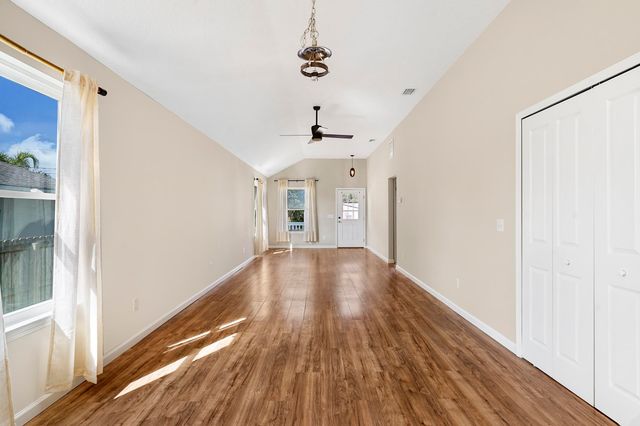 231 Majorca Rd, St Augustine, FL 32080
