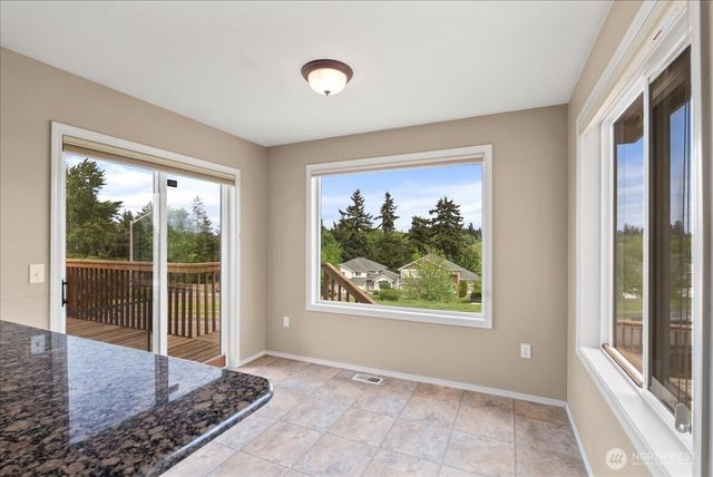 5131 Chinook Drive NE, Tacoma, WA 98422