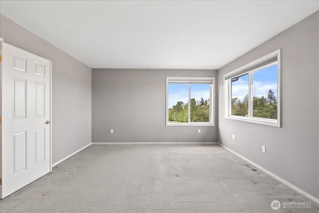 5131 Chinook Drive NE, Tacoma, WA 98422