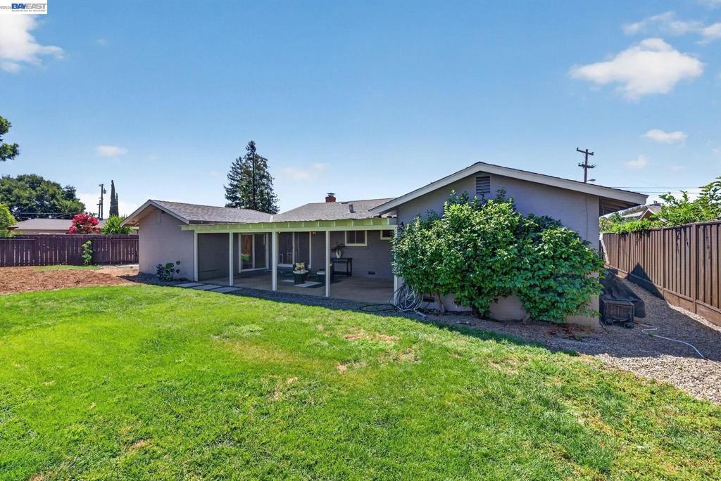 Image 56 of property listing at 4150 Florida Ct, Livermore, CA 94550