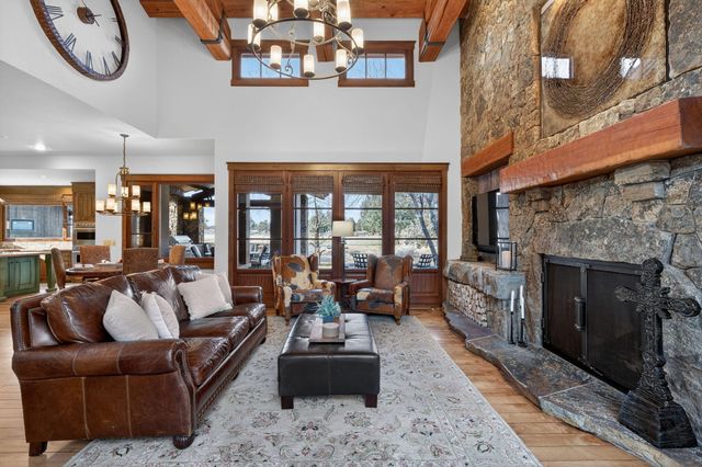 65885 Pronghorn Estates Drive, Bend, OR 97701