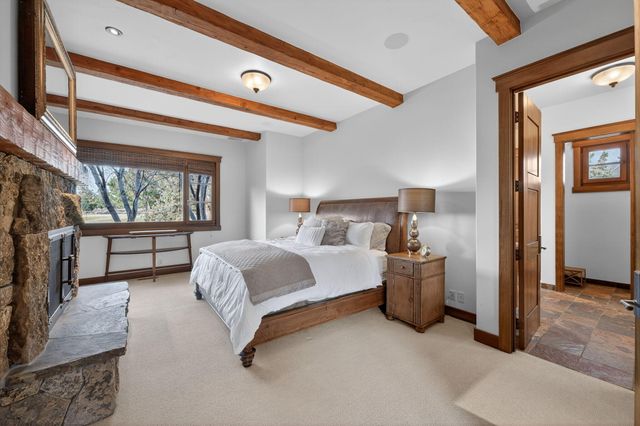 65885 Pronghorn Estates Drive, Bend, OR 97701