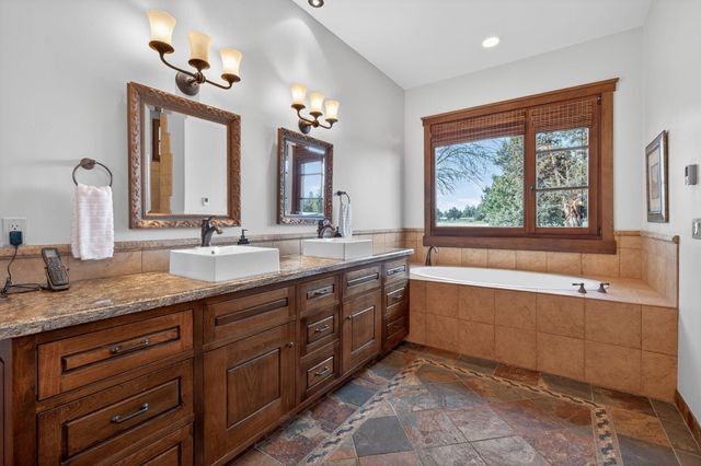 65885 Pronghorn Estates Drive, Bend, OR 97701