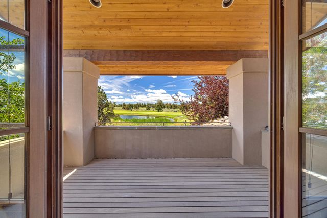 65885 Pronghorn Estates Drive, Bend, OR 97701