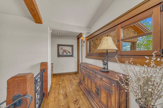 65885 Pronghorn Estates Drive, Bend, OR 97701