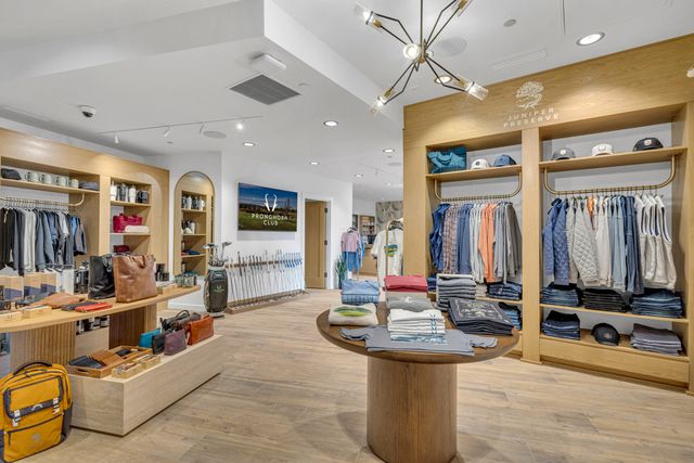 65885 Pronghorn Estates Drive, Bend, OR 97701