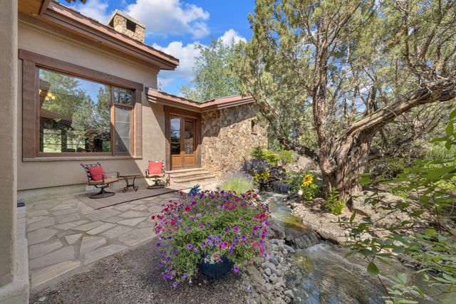 65885 Pronghorn Estates Drive, Bend, OR 97701